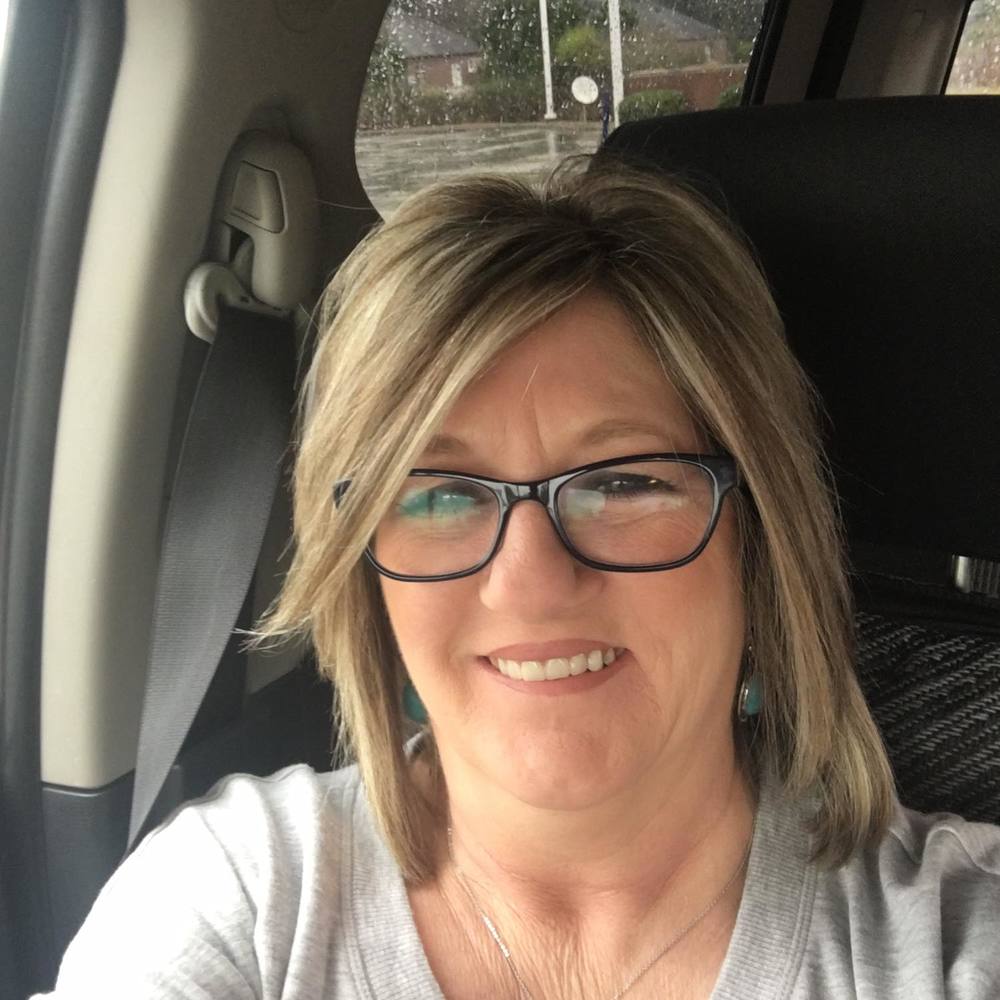 Meet your Posher, Jennifer